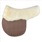 Preview: Satteldecke aus Lammfell Stofffarbe camel