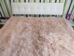 Tibet Lammfell Bettauflage hell beige