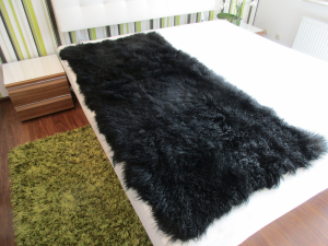 Tibet Lammfell Bettauflage schwarz