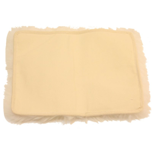 Sitzauflage aus Lammfell hochwollig rechteckig 30x40cm weiss