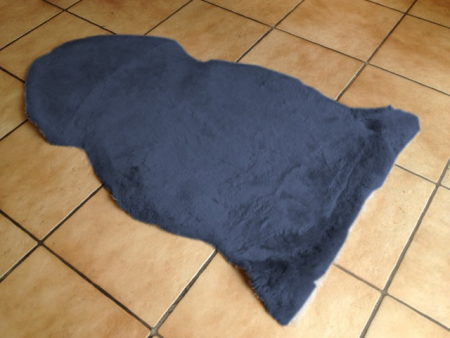 Teppich Lammfell Naturform marine