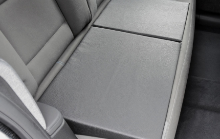 keilkissenl-travelmat-kunstleder-schwarz-tiervital_naturprodukte_de_