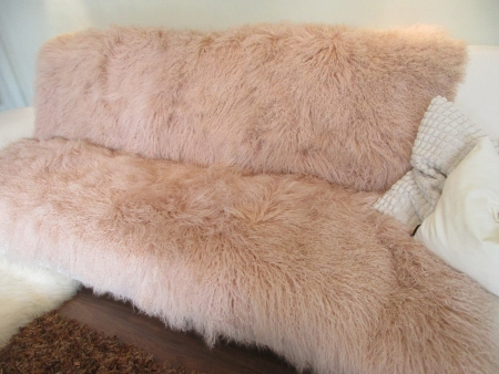 Tibet Lammfell Bettauflage hell beige