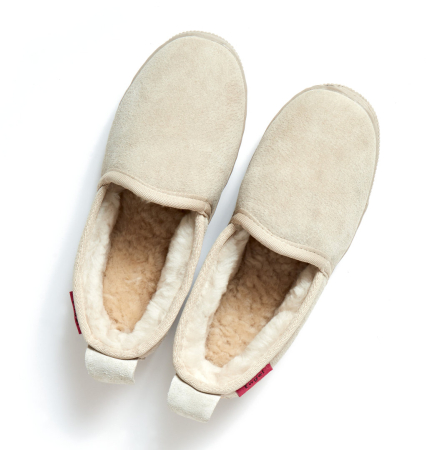 Lammfell Hausschuhe Java beige in den Größen von 35 bis 48