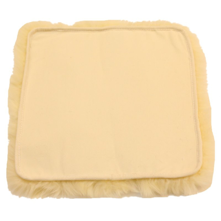 Sitzauflage aus Lammfell hochwollig quadratisch 40x40cm champagner